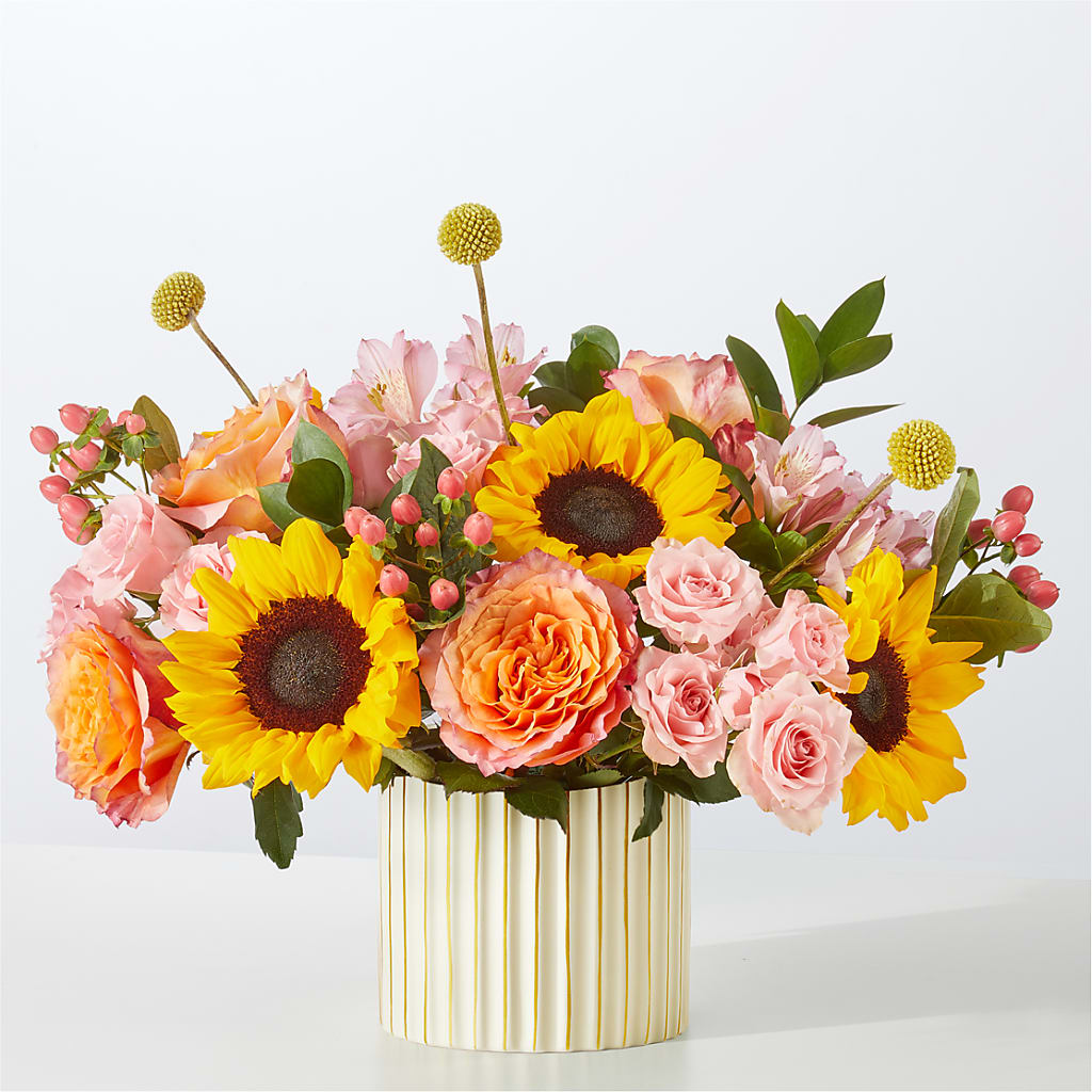 Sun's Out Bouquet – Flowers Y Detallitos Analy, Durham NC
