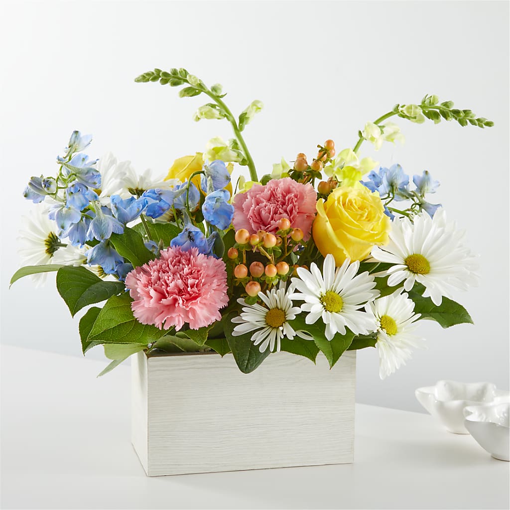 Sun Salutation Box Bouquet – Flowers Y Detallitos Analy, Durham NC