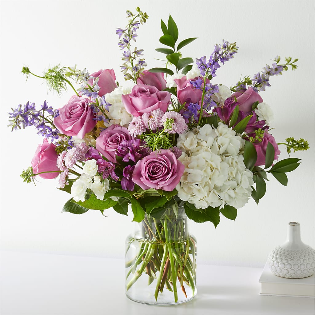 Violet Caress Bouquet – Flowers Y Detallitos Analy, Durham NC