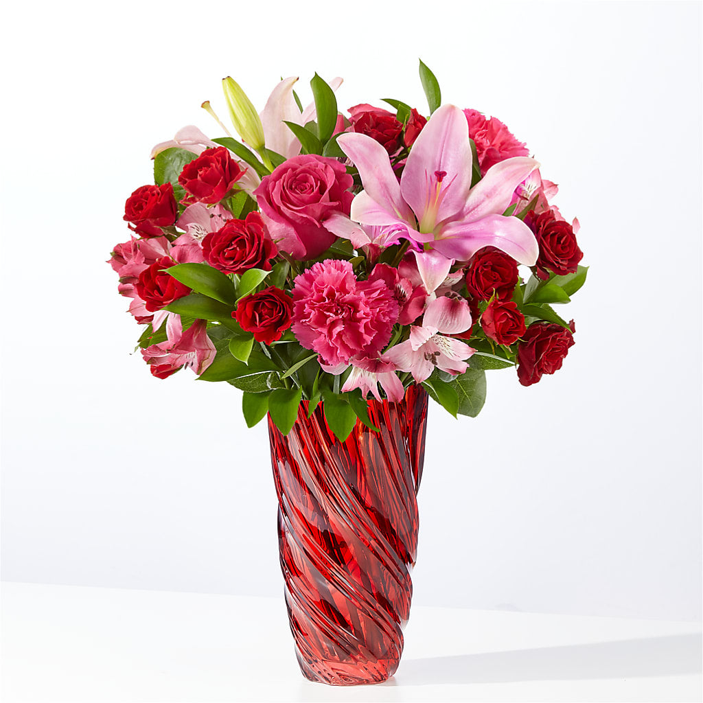 In Love Bouquet with Luxe Swirl Vase – Flowers Y Detallitos Analy, Durham NC
