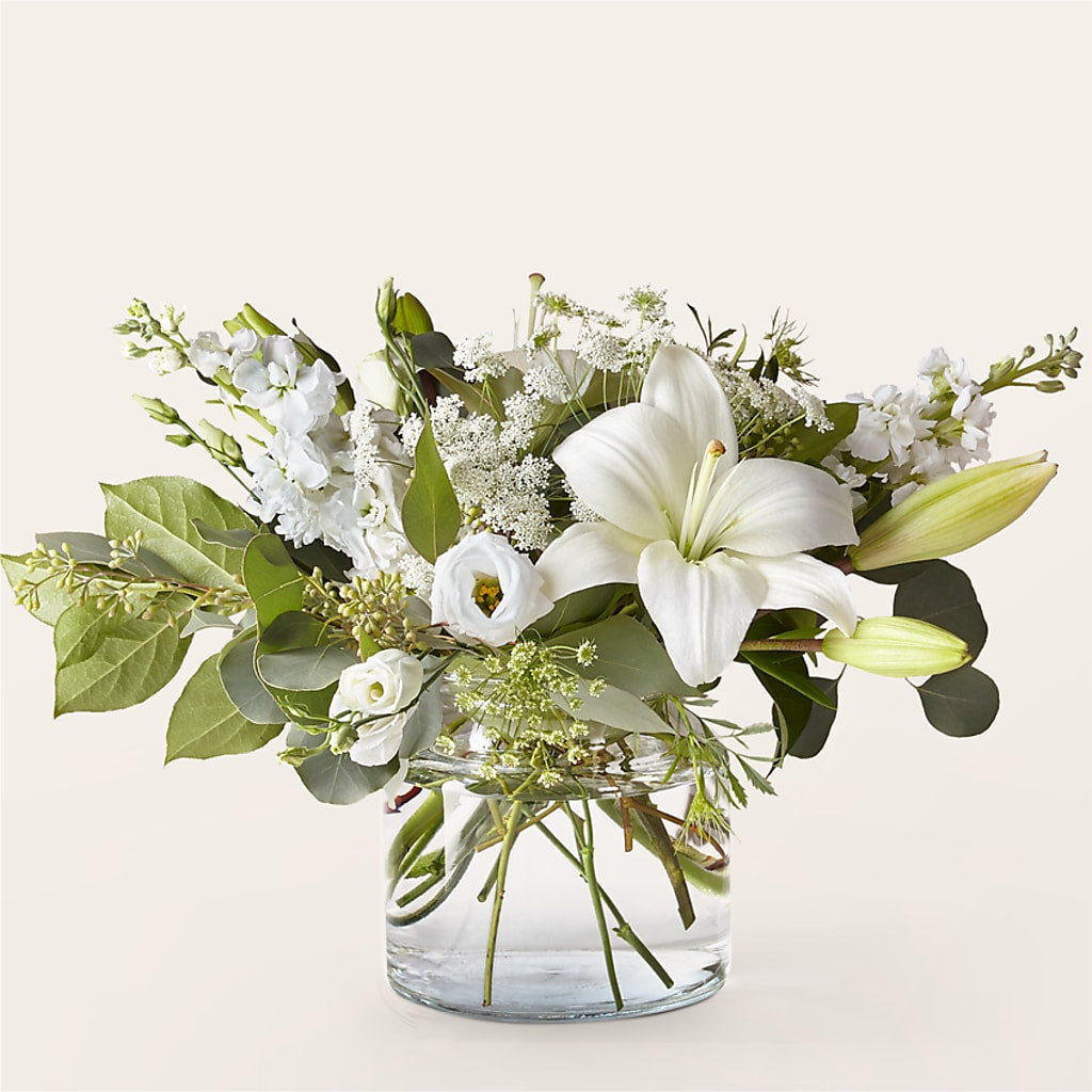 Alluring Elegance Bouquet – Flowers Y Detallitos Analy, Durham NC