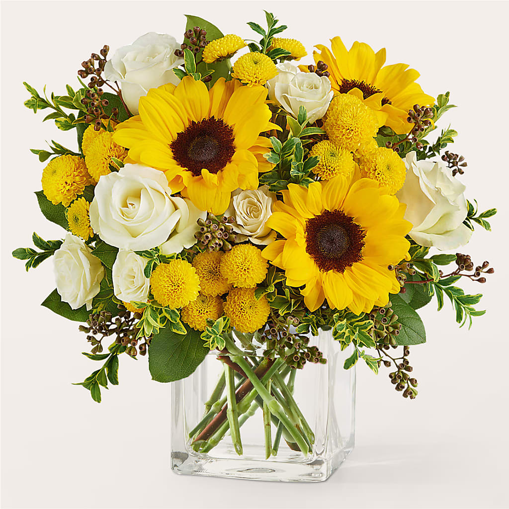 Luminous Morning Bouquet – Flowers Y Detallitos Analy, Durham NC
