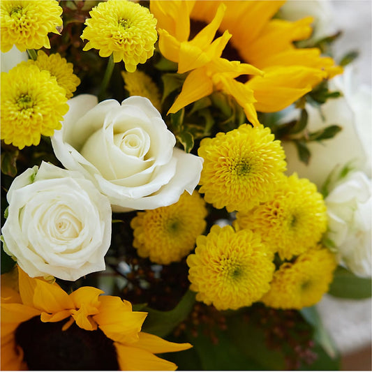 Luminous Morning Bouquet – Flowers Y Detallitos Analy, Durham NC