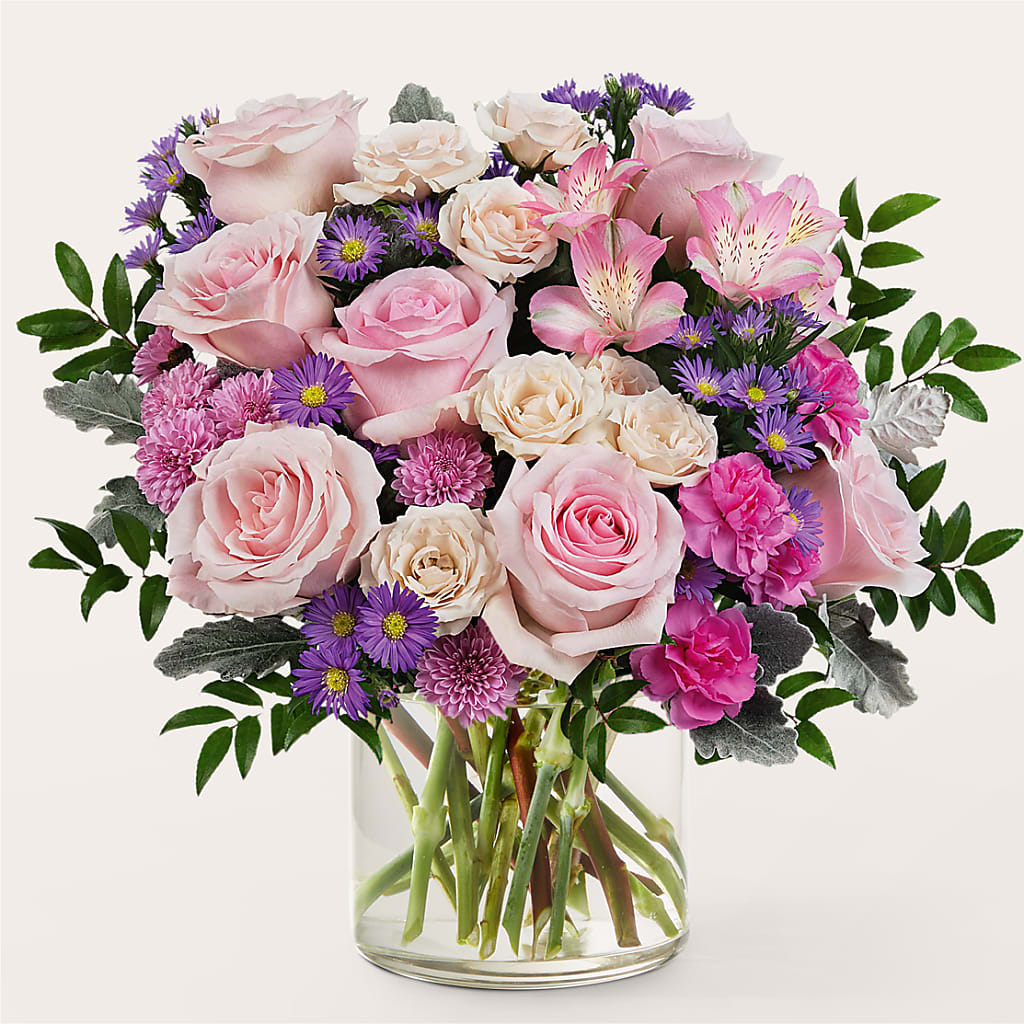 Light as a Feather Bouquet – Flowers Y Detallitos Analy, Durham NC