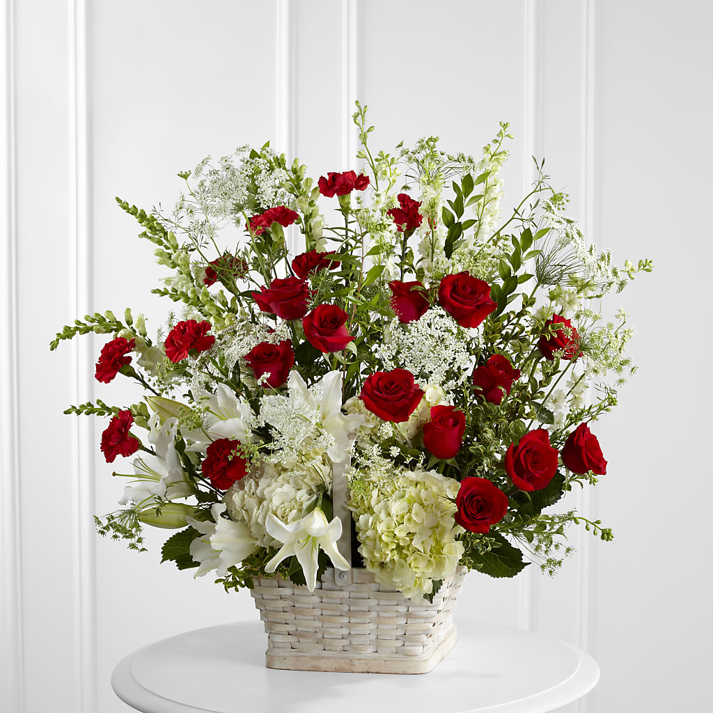 In Loving Memory Arrangement – Flowers Y Detallitos Analy, Durham NC