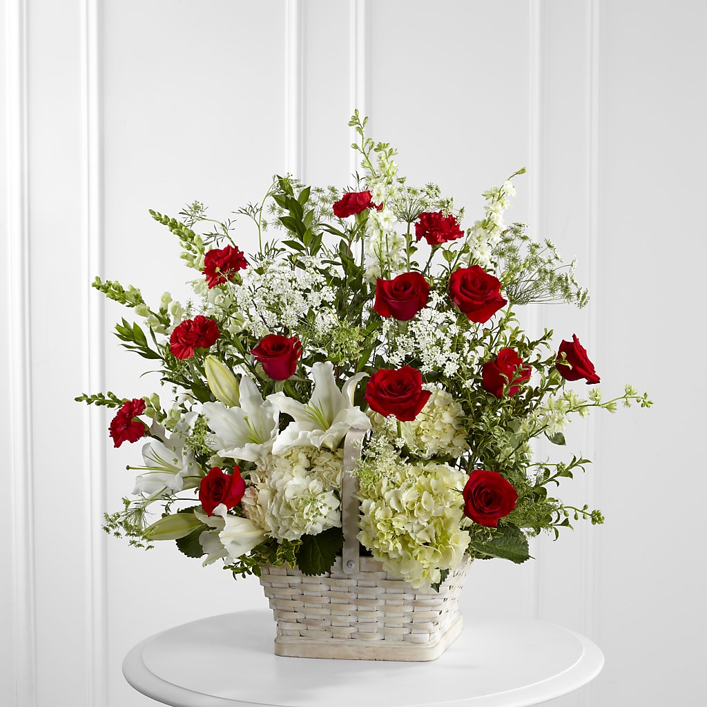 In Loving Memory Arrangement – Flowers Y Detallitos Analy, Durham NC