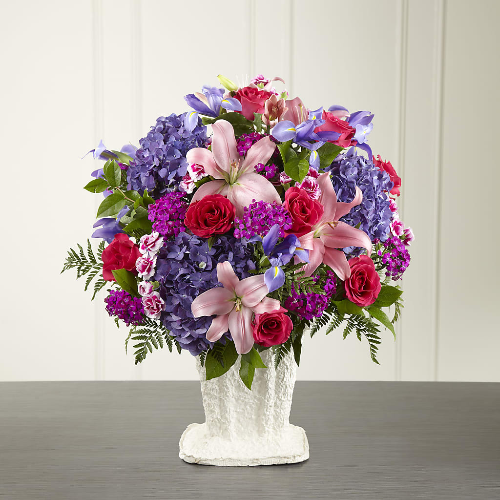 We Fondly Remember Arrangement – Flowers Y Detallitos Analy, Durham NC
