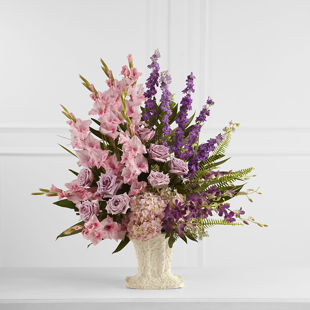 Flowing Garden Arrangement – Flowers Y Detallitos Analy, Durham NC
