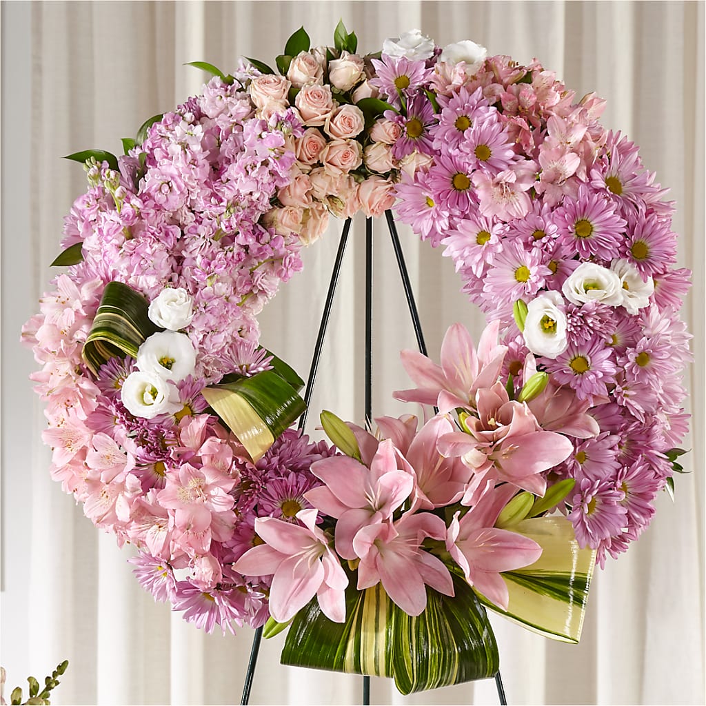 Gift of Warmth Wreath – Flowers Y Detallitos Analy, Durham NC