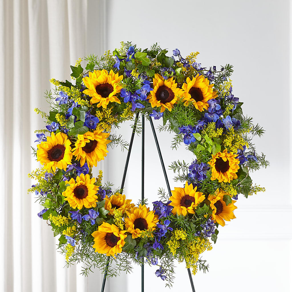 Bright Rays Wreath – Flowers Y Detallitos Analy, Durham NC