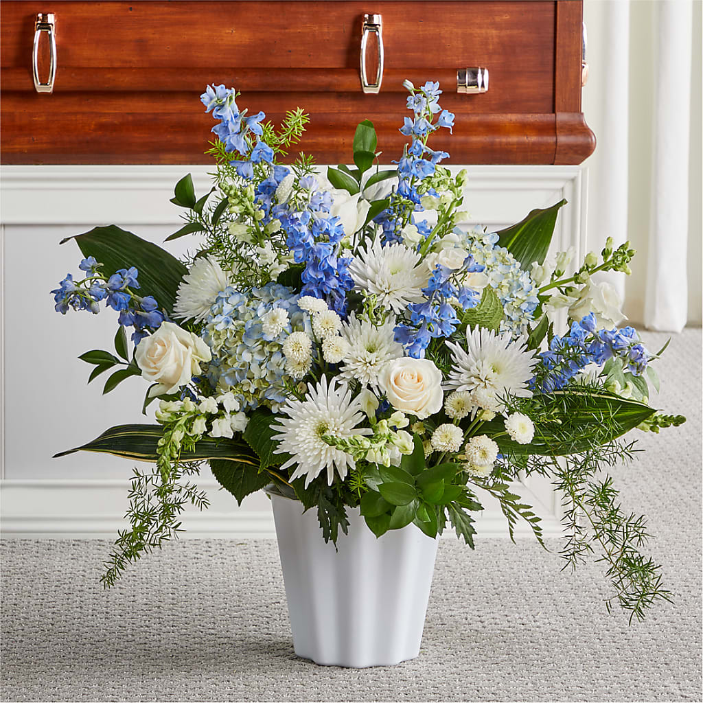 Everlasting Memories Floor Basket – Flowers Y Detallitos Analy, Durham NC
