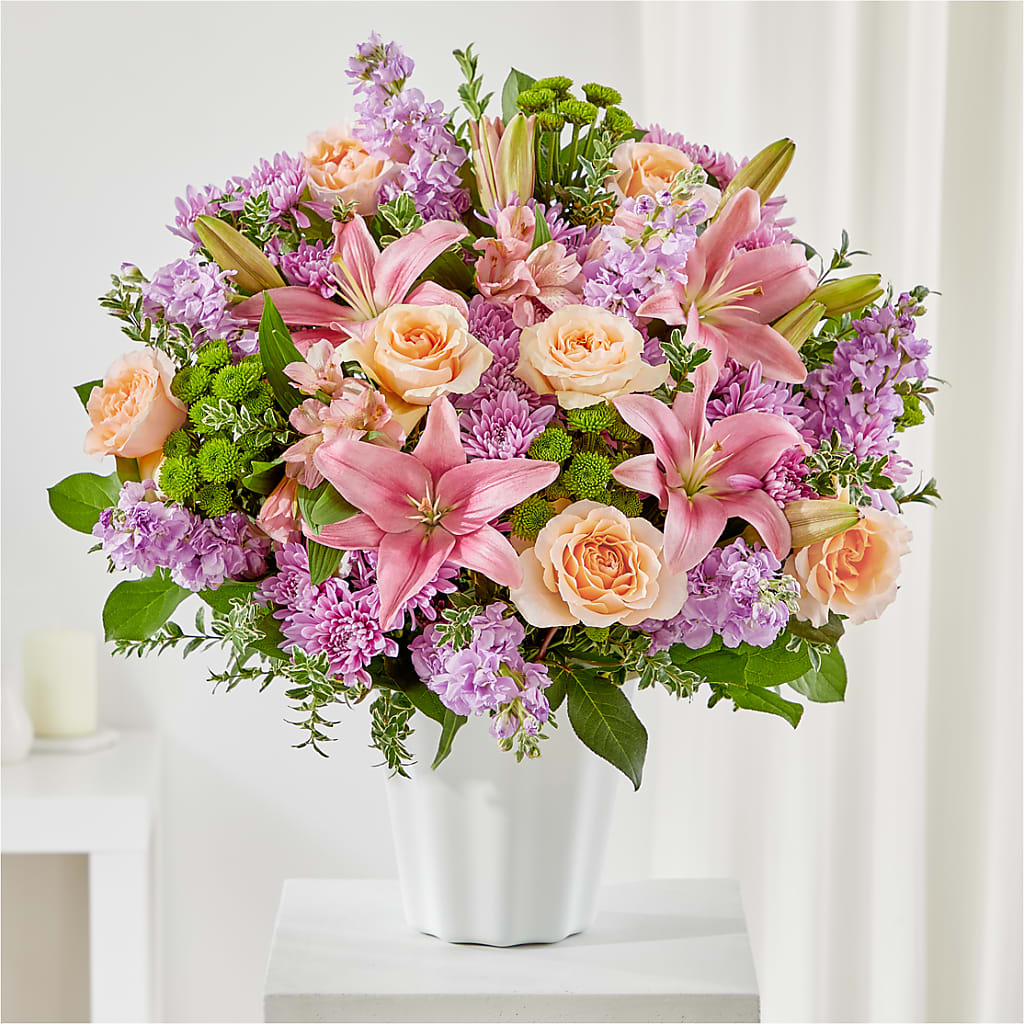 Supportive Embrace Tabletop Basket – Flowers Y Detallitos Analy, Durham NC