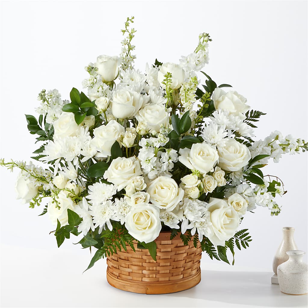 Heartfelt Condolences Arrangement – Flowers Y Detallitos Analy, Durham NC