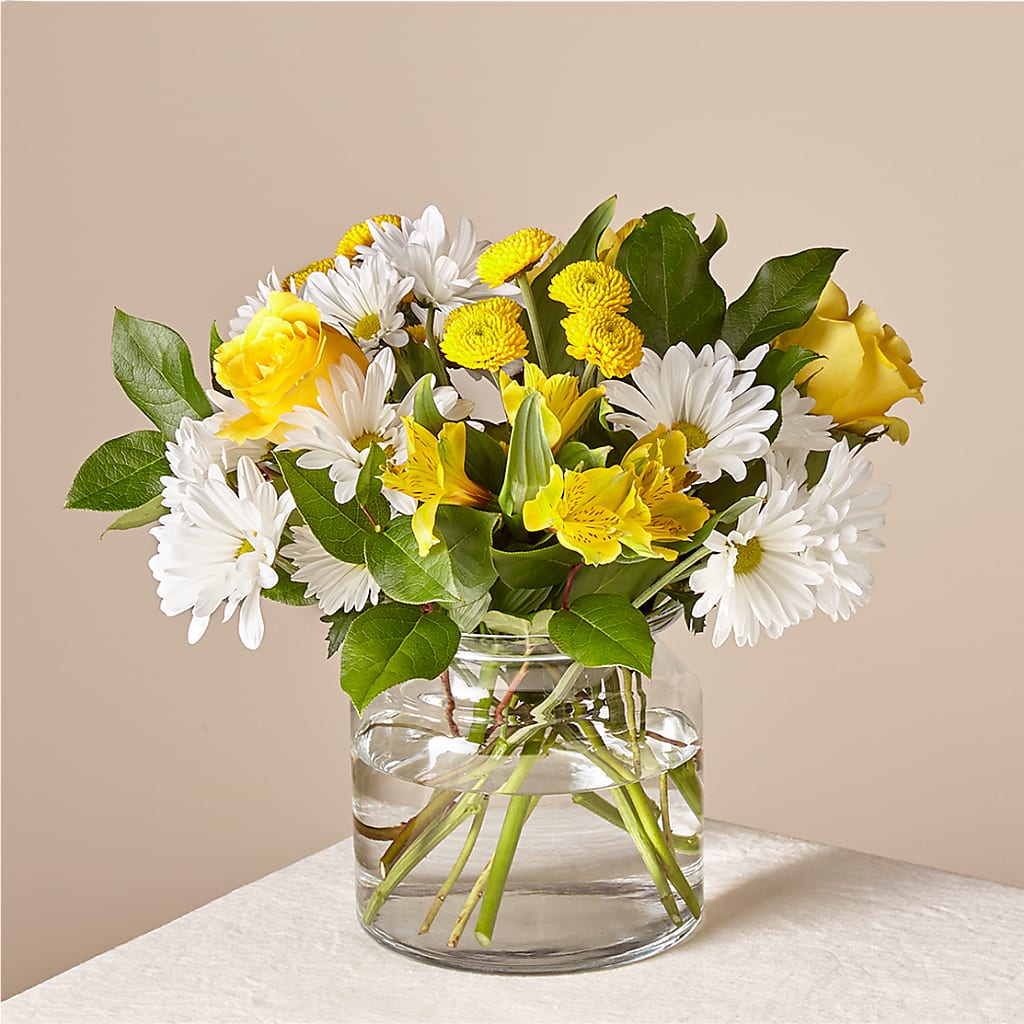Sunny Sentiments Bouquet – Flowers Y Detallitos Analy, Durham NC