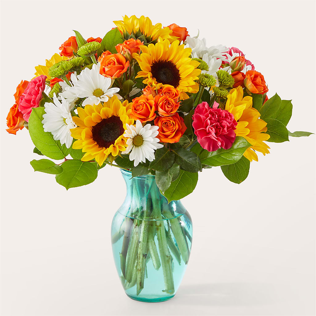 Sun-drenched Blooms Bouquet – Flowers Y Detallitos Analy, Durham NC