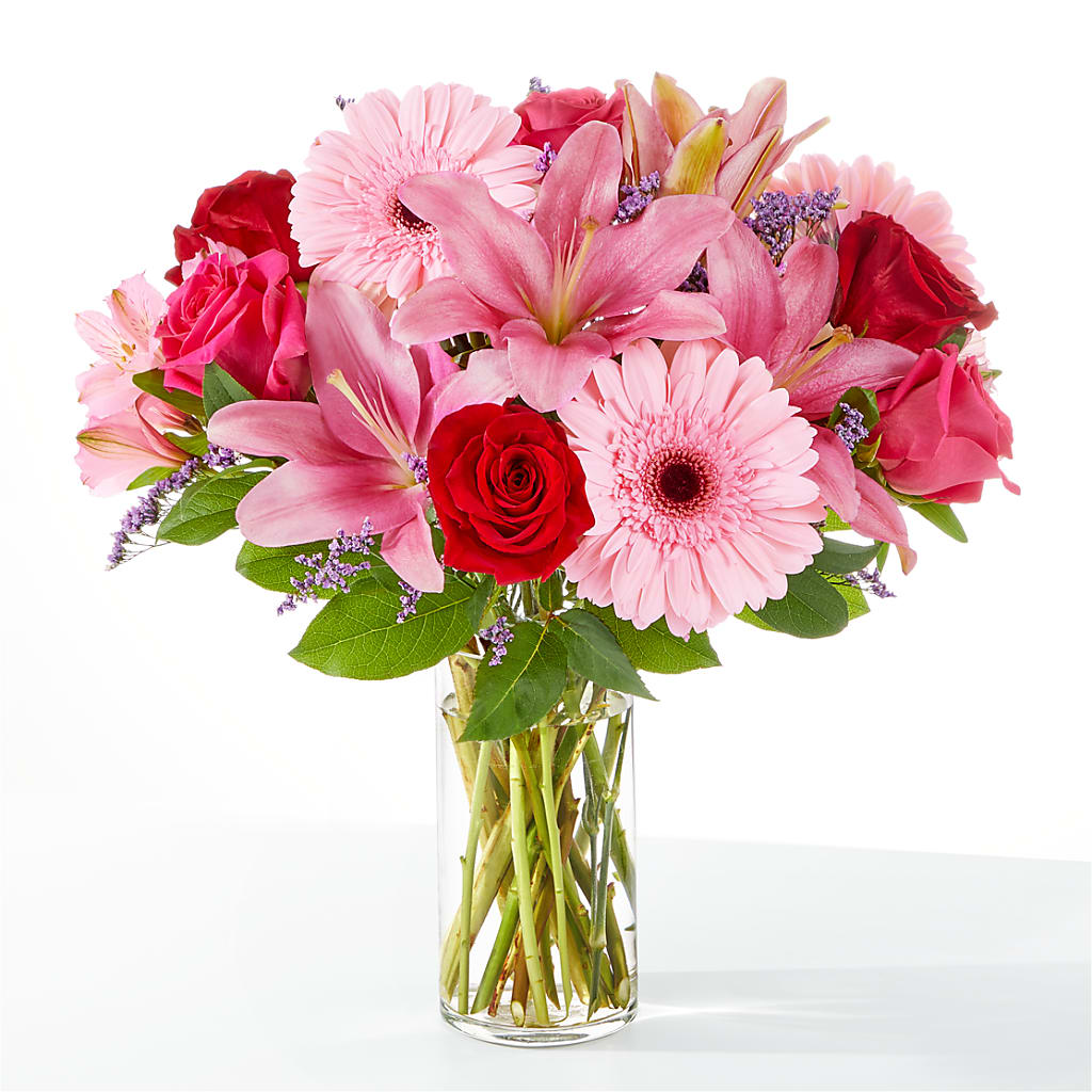 Lots of Love Bouquet – Flowers Y Detallitos Analy, Durham NC