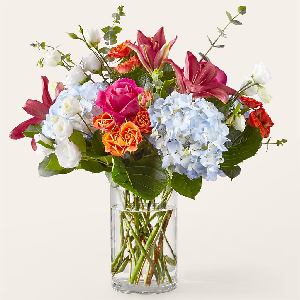 Awestruck Luxury Bouquet – Flowers Y Detallitos Analy, Durham NC