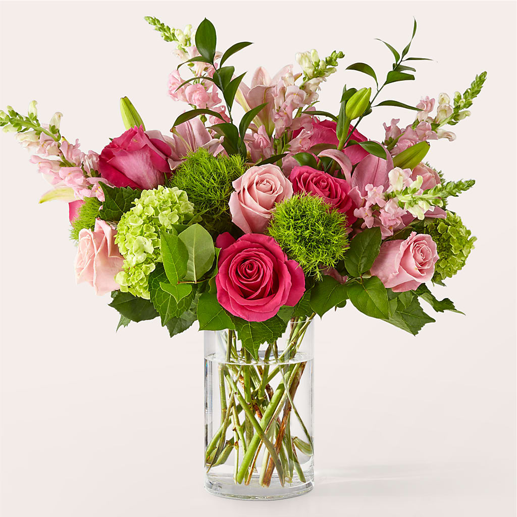 Fit for a Queen Luxury Bouquet – Flowers Y Detallitos Analy, Durham NC