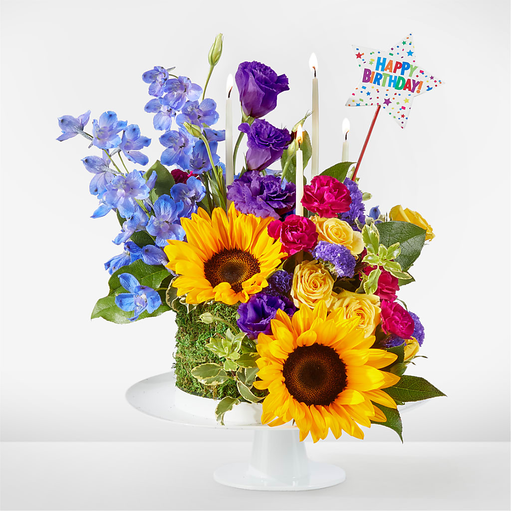 Star of the Day Floral Cake – Flowers Y Detallitos Analy, Durham NC