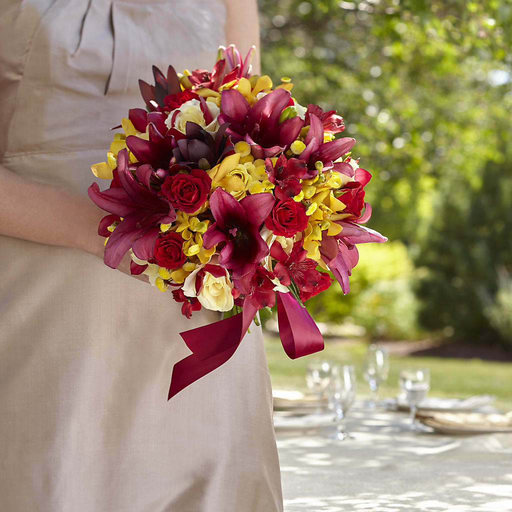 Sunningdale Bouquet – Flowers Y Detallitos Analy, Durham NC