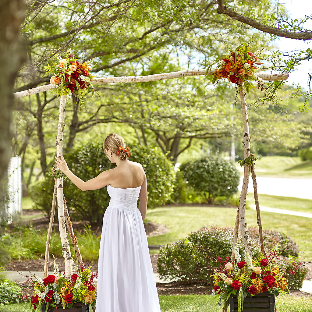 Arbor of Love Archway – Flowers Y Detallitos Analy, Durham NC