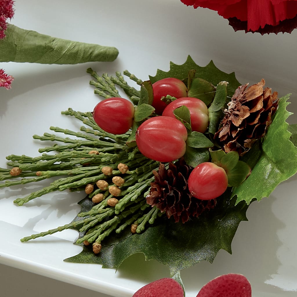 Red Berry Boutonniere – Flowers Y Detallitos Analy, Durham NC