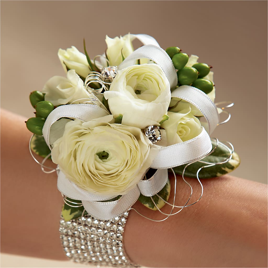 White Wedding Corsage – Flowers Y Detallitos Analy, Durham NC