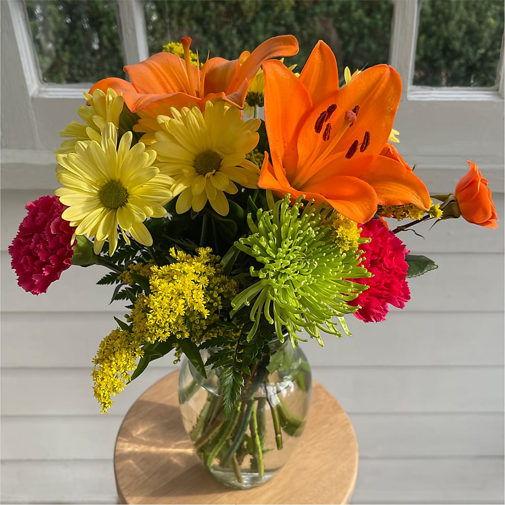 Bold & Bright – A Florist Original –  Flowers Y Detallitos Analy, Durham NC