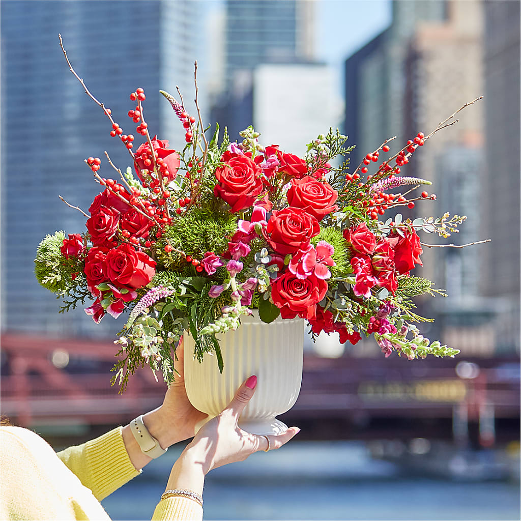 Big Red Bow Bouquet –  Flowers Y Detallitos Analy, Durham NC