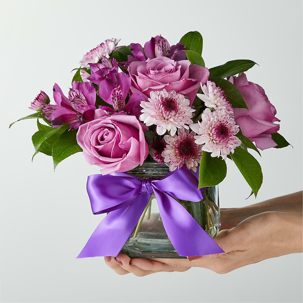 Sugarplum Bouquet –  Flowers Y Detallitos Analy, Durham NC