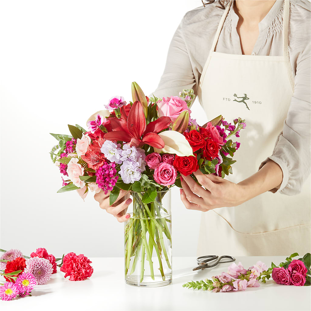 Swooning Over You - A Luxury Florist Original –  Flowers Y Detallitos Analy, Durham NC