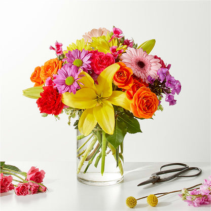 Cue the Confetti - A Florist Original –  Flowers Y Detallitos Analy, Durham NC