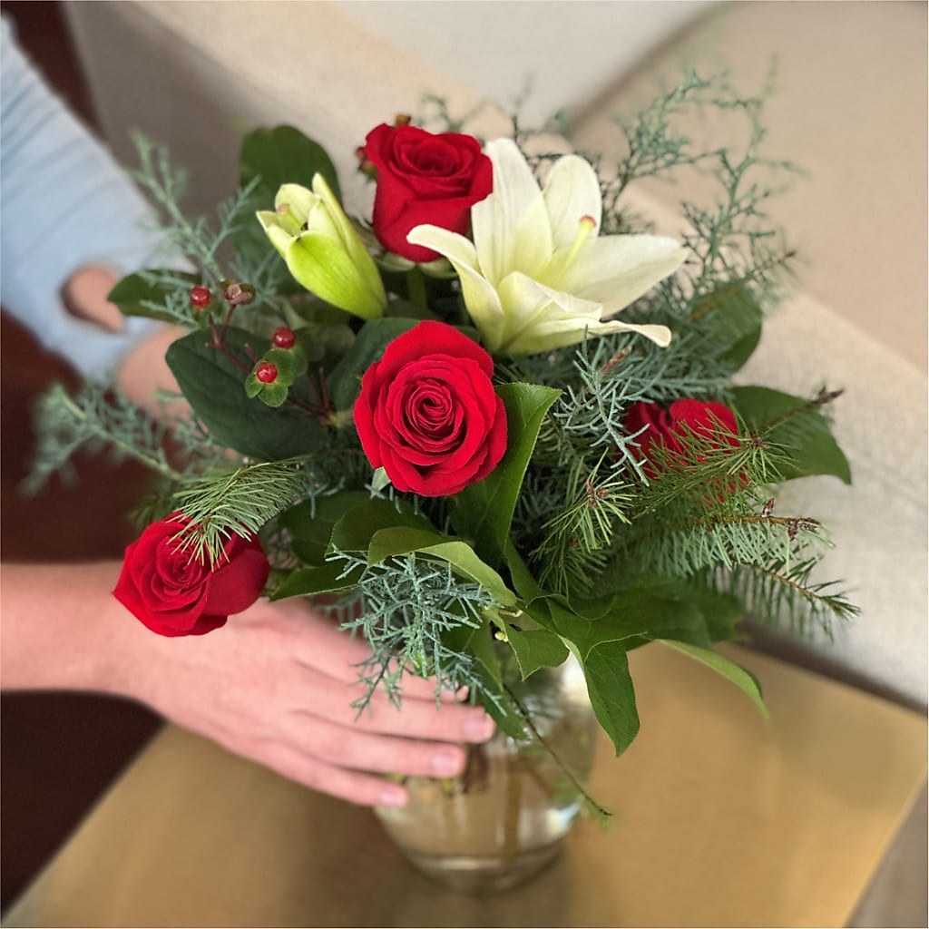 Glittering Lights Bouquet –  Flowers Y Detallitos Analy, Durham NC