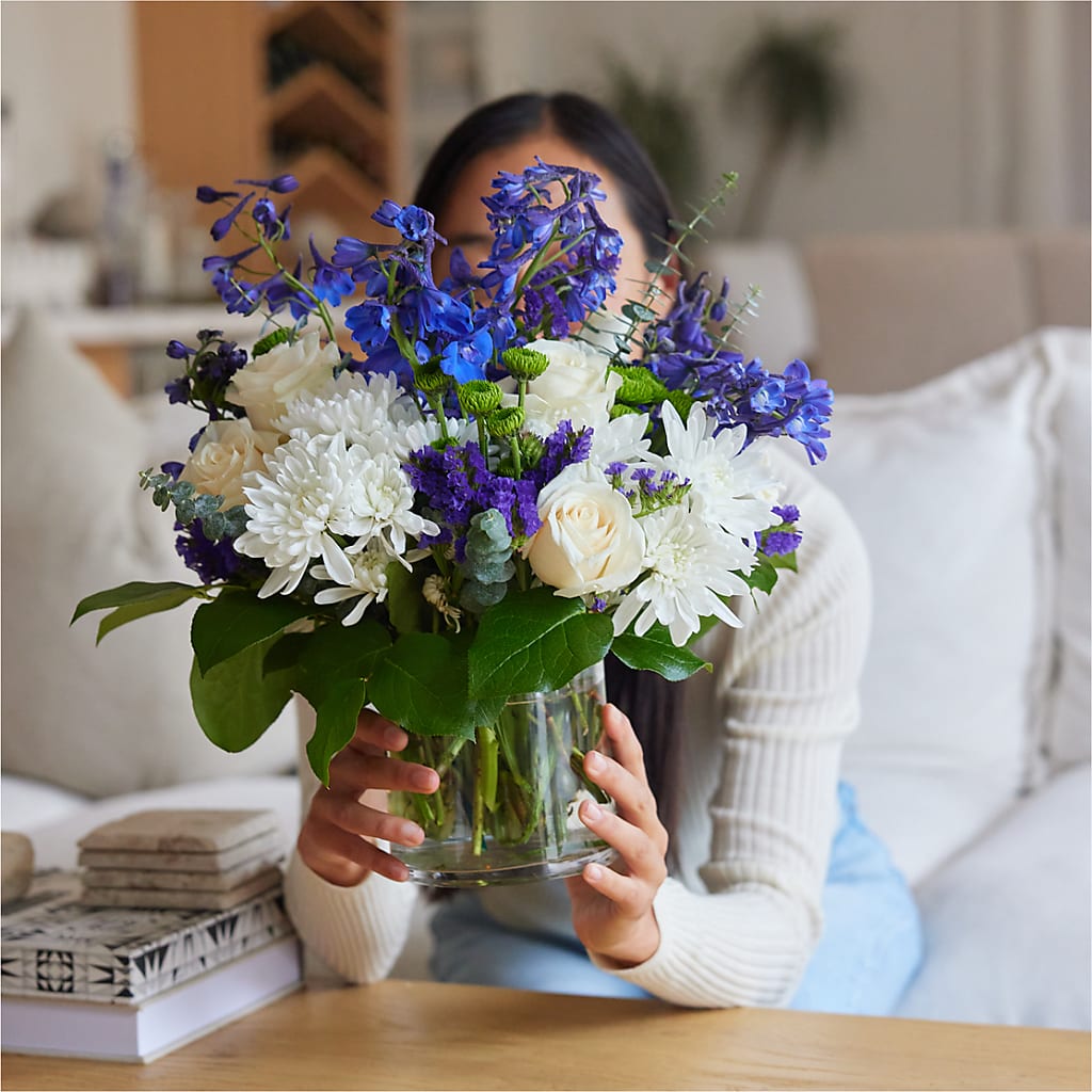Cerulean Waves Bouquet –  Flowers Y Detallitos Analy, Durham NC