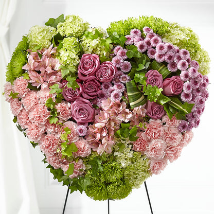 Heartwarming Standing Heart –  Flowers Y Detallitos Analy, Durham NC