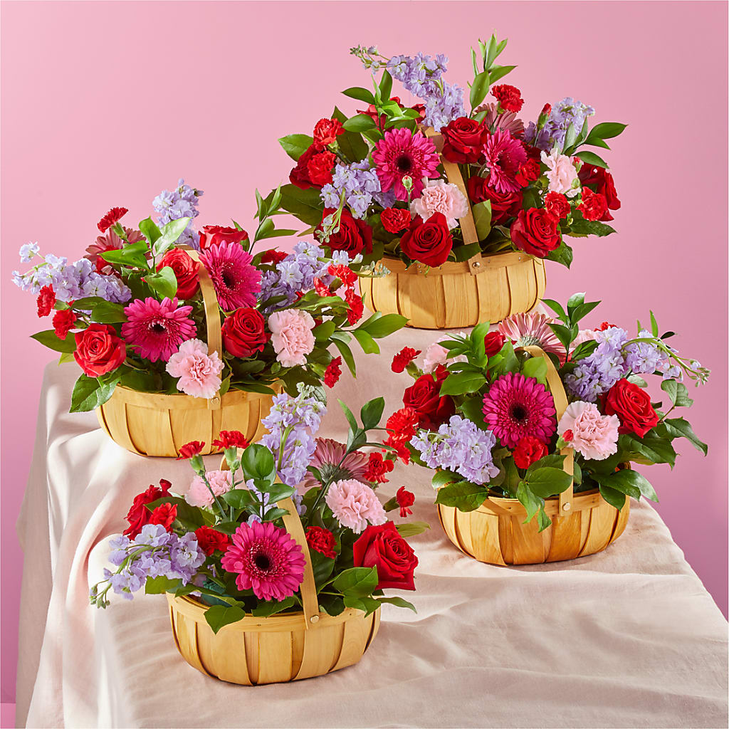Pink Picnic Basket –  Flowers Y Detallitos Analy, Durham NC