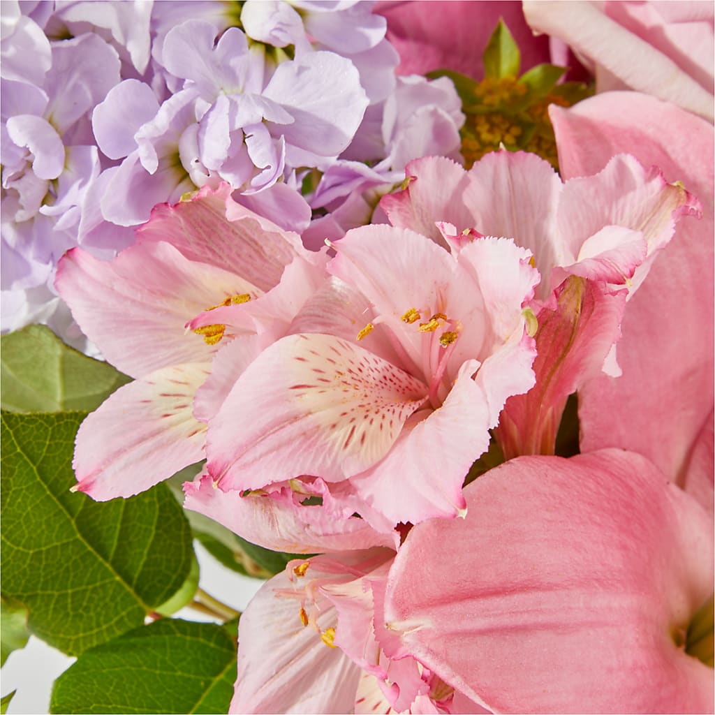 The Crown Jewel Bouquet –  Flowers Y Detallitos Analy, Durham NC