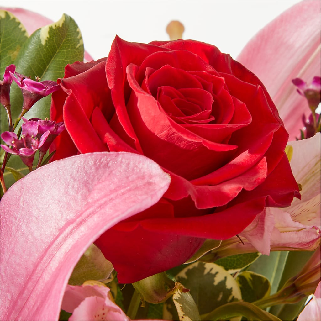 Lucky in Love Bouquet –  Flowers Y Detallitos Analy, Durham NC