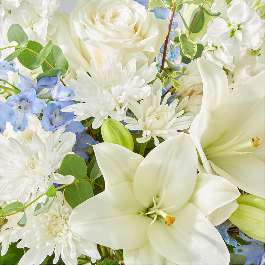Peace of Mind Bouquet –  Flowers Y Detallitos Analy, Durham NC