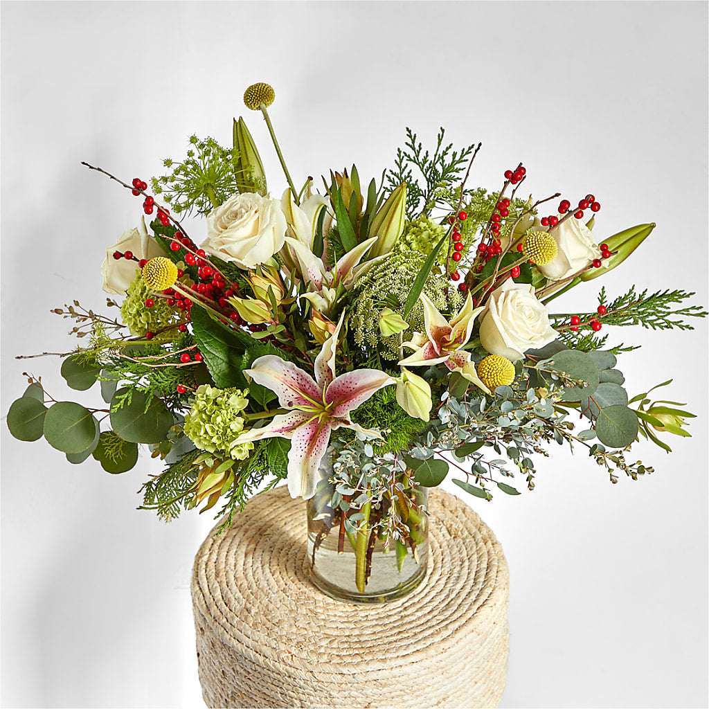 Berry & Bright Bouquet –  Flowers Y Detallitos Analy, Durham NC