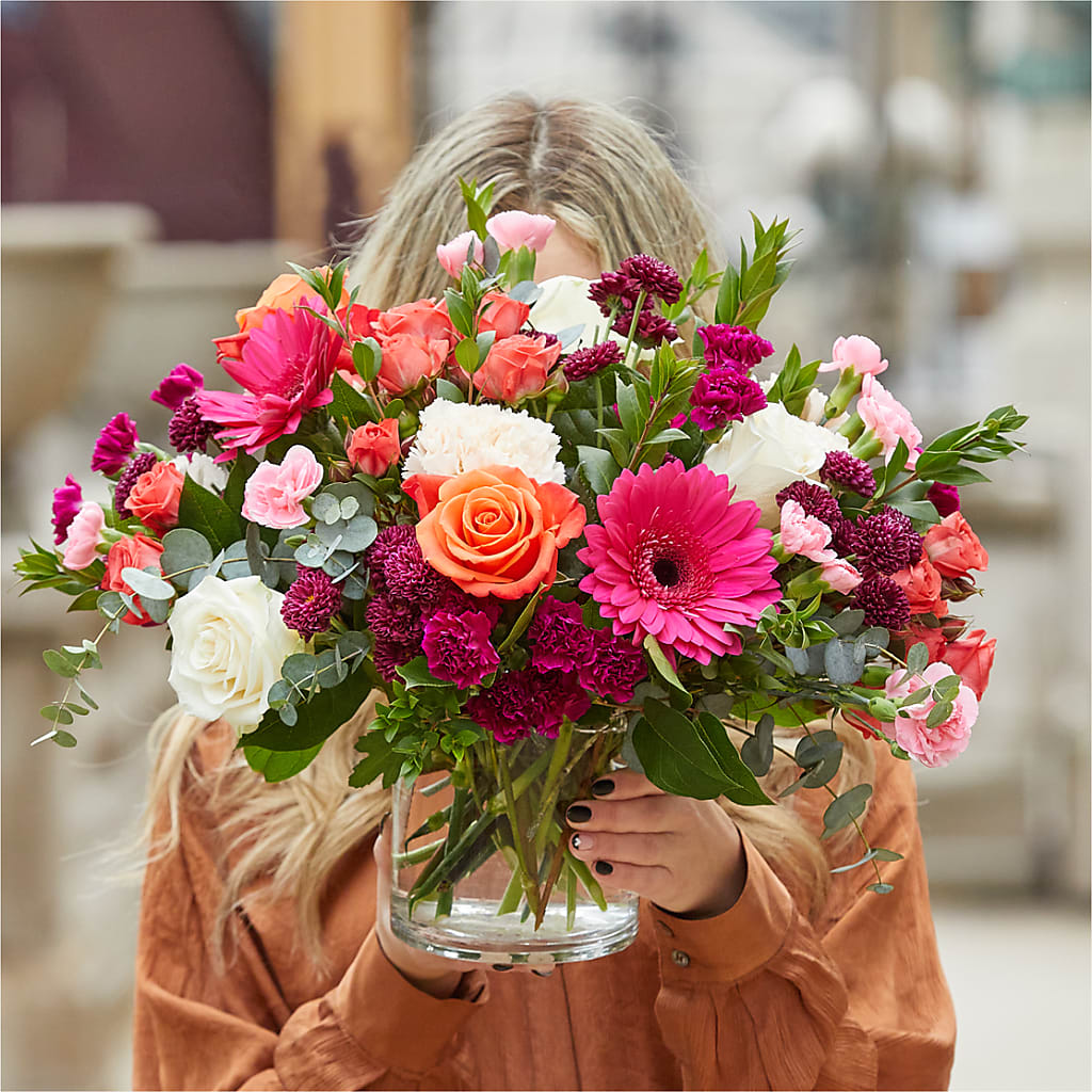 Smell the Roses Bouquet –  Flowers Y Detallitos Analy, Durham NC