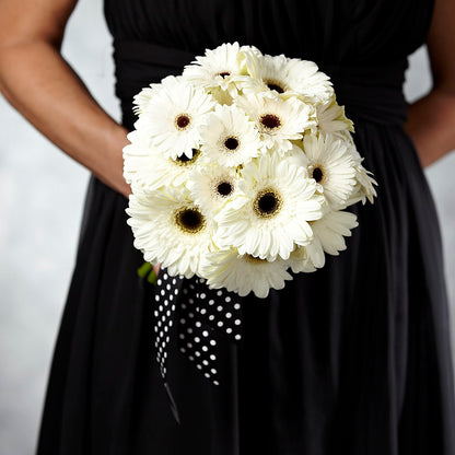 Daisy Delight Bouquet –  Flowers Y Detallitos Analy, Durham NC